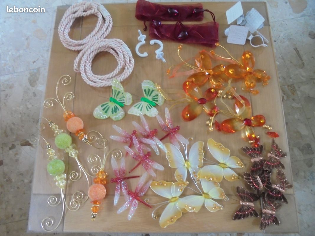 36 petits accessoires/décos pour rideaux (ou autres) (image 1)