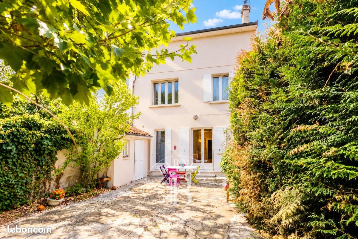 Maison 7 pièces 147 m² · à Bordeaux · 147 m² · 849 000 €