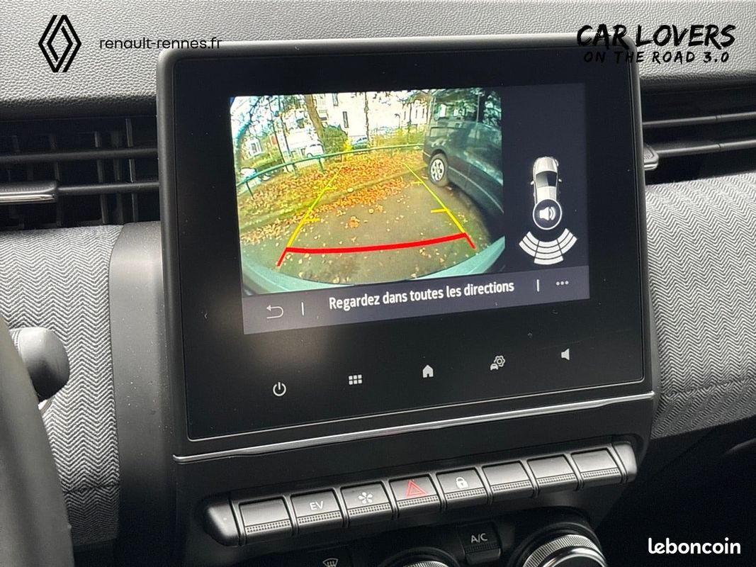 RENAULT Clio E-Tech full hybrid 145 ch GSR2 Techno (image 20)