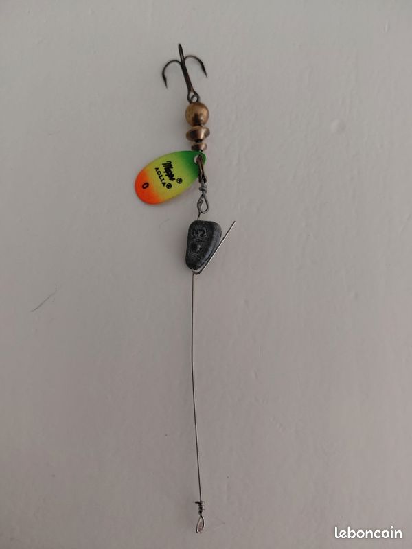 Spoon Mepps Aglia Black Dots Gold - Leurre de la pêche