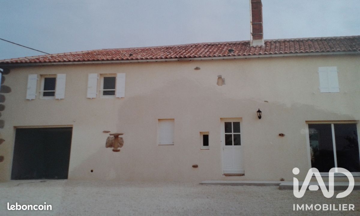 Maison 4 pièces 143 m² · à Pompaire · 143 m² · 740 €/mois