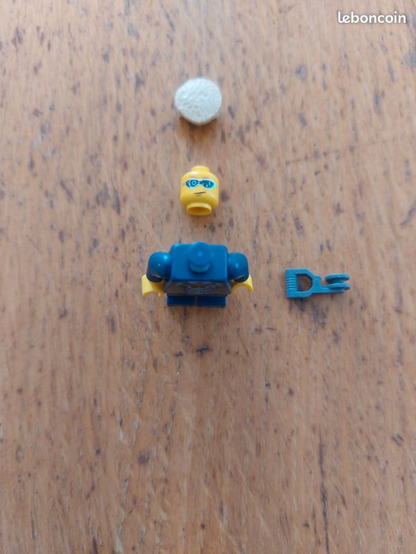 Lego minifig Agent Trey Swift réf. Uagt019 (image 3)