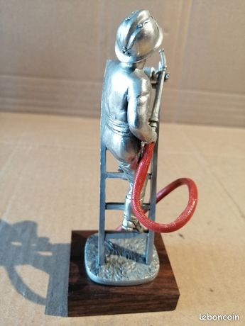 Scène pompe à bras - Pompiers - LES ETAINS DU PRINCE - Figurines de collection en étain