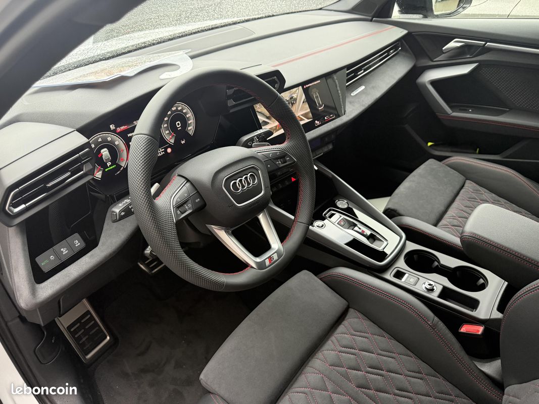 AUDI A3 Sportback 35 TFSI Mild Hybrid 150 S tronic 7 S line (image 12)