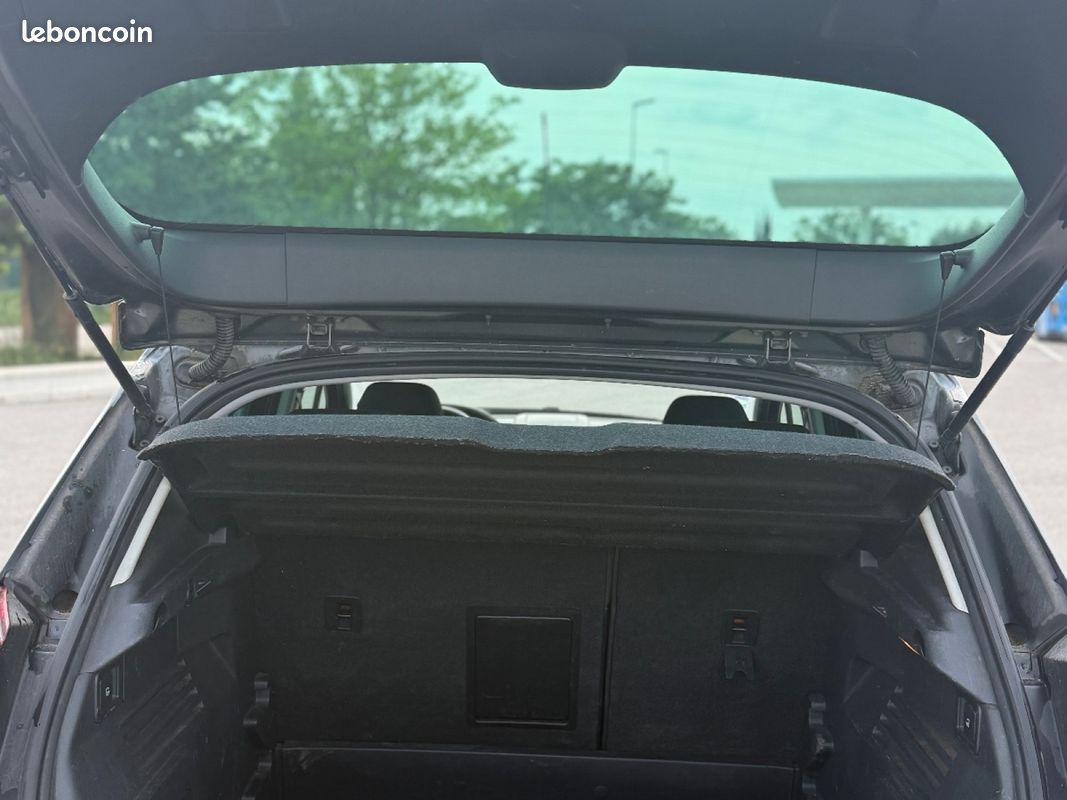 PEUGEOT 3008 BUSINESS 1.6 BlueHDi 120ch SS EAT6 Business (2ÈME MAIN) (image 9)