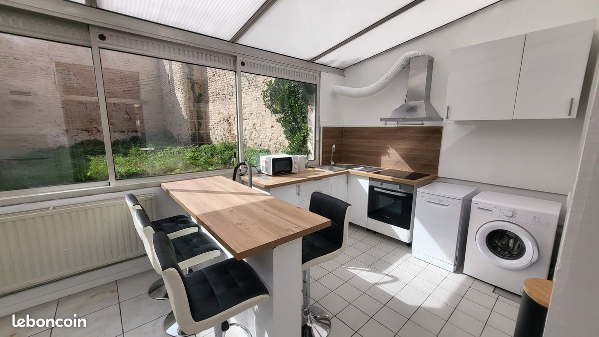 Appartement 4 pièces 100 m² · à Douai · 100 m² · 895 €/mois