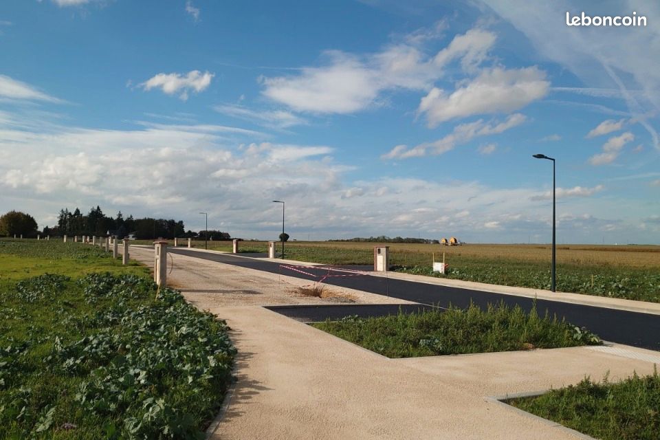 Terrain 777 m² · à Corancez · 86 900 €