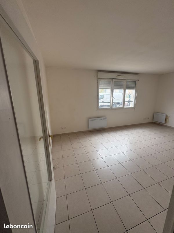 Appartement 1 pièce 29 m² · à Vigneux-sur-Seine · 29 m² · 810 €/mois