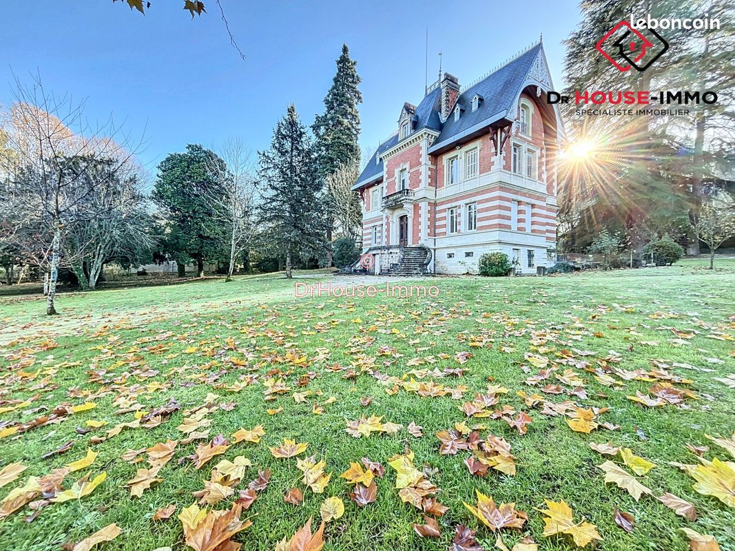 Maison 16 pièces 450 m² · à Marsac-sur-l'Isle · 450 m² · 875 500 €