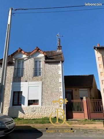 Maison 4 pièces 108 m² · à Commentry · 108 m² · 81 000 €