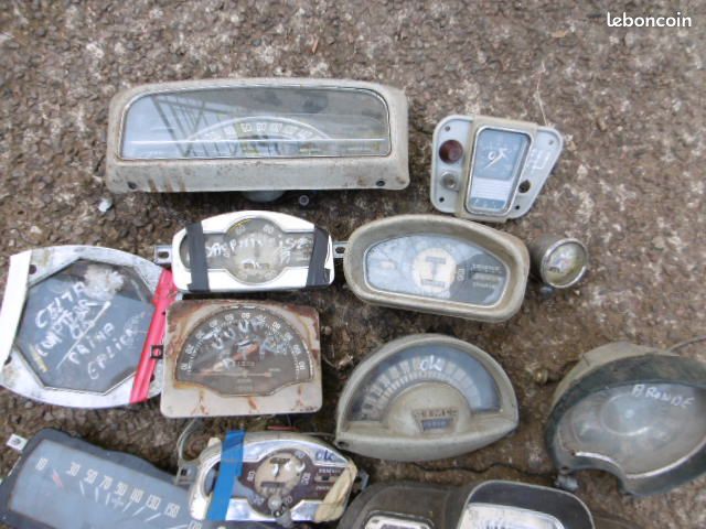 Compteur voiture ancienne (image 1)