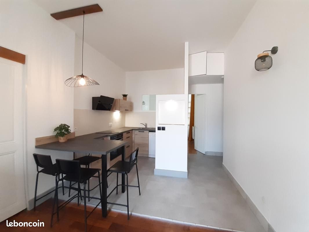 Appartement 2 pièces 37 m² · à Grenoble · 37 m² · 704 €/mois