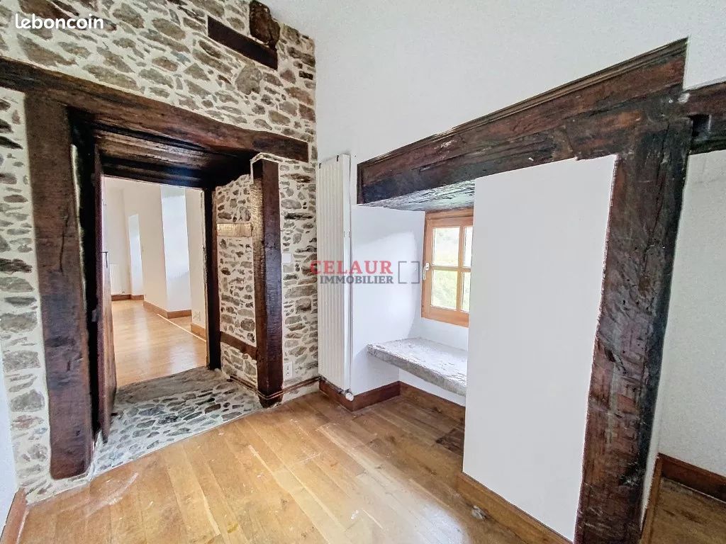 Appartement 2 pièces 64 m² - Uzerche 19140 (image principale 4)