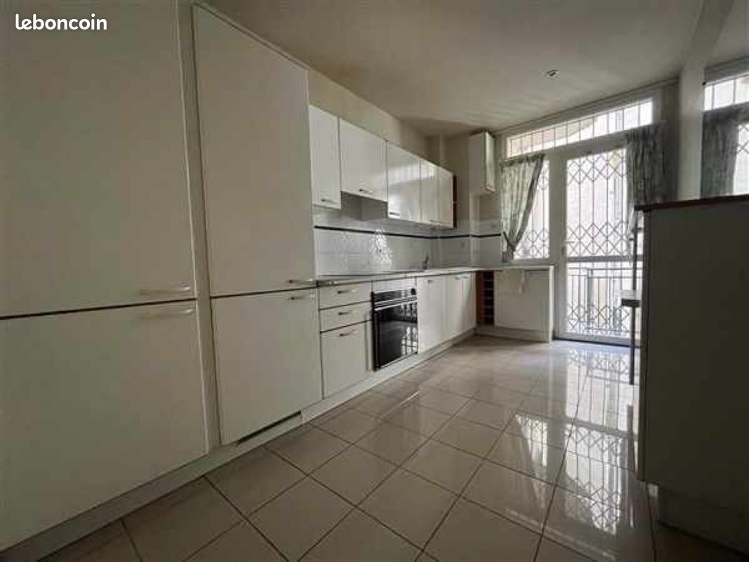 Appartement 110 m2 avec ascenseur cœur de ville - Brive-la-Gaillarde 19100 (image principale 3)