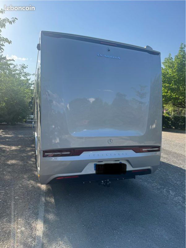 Camping-car Mercedes adria supersonic 890 (image 2)