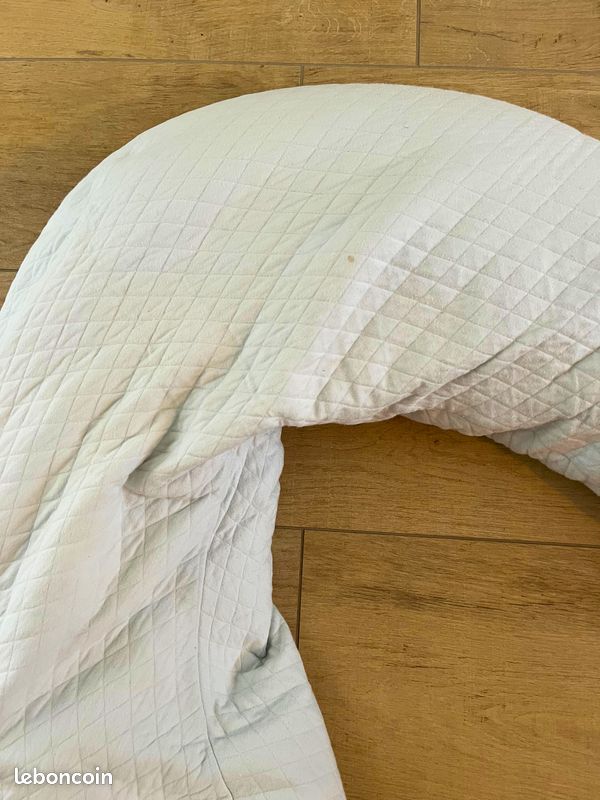 Coussin de maternité et allaitement Big Flopsy Red Castle (image 3)