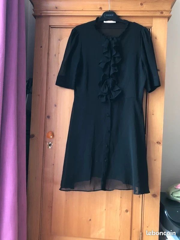 Robe à Volants Zara Taille S - Bleue - Neuf Avec étiquettes