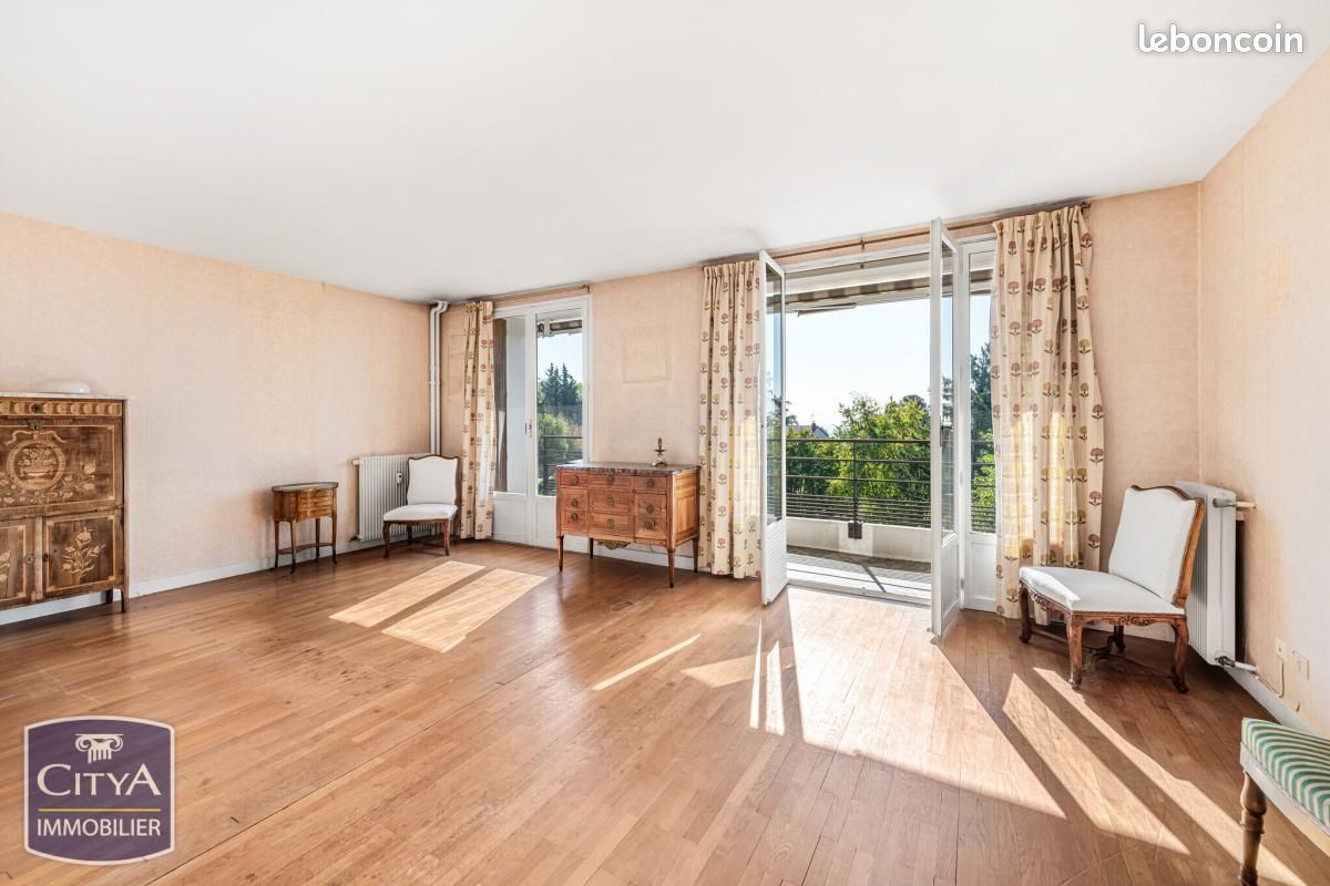 Appartement 4 pièces 70 m² · à Caluire-et-Cuire · 70 m² · 229 000 €