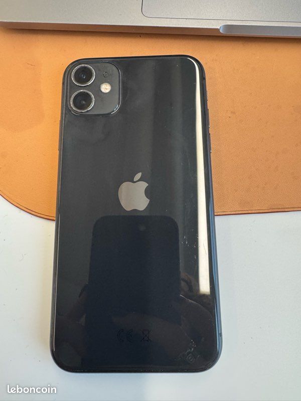 IPhone 11 (image 2)