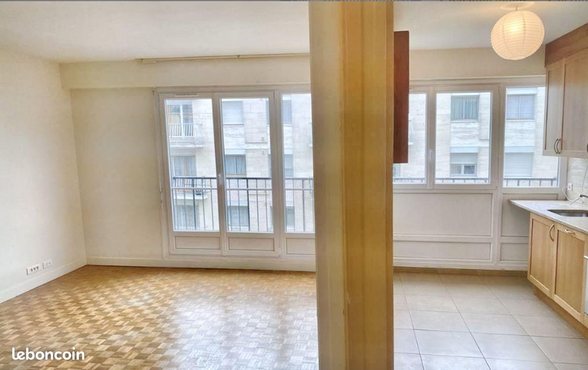 Appartement 3 pièces 70 m² · à Paris · 70 m² · 2 050 €/mois