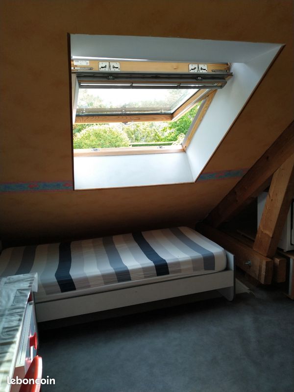 Appartement 1 pièce 10 m² · à Besançon · 10 m² · 330 €