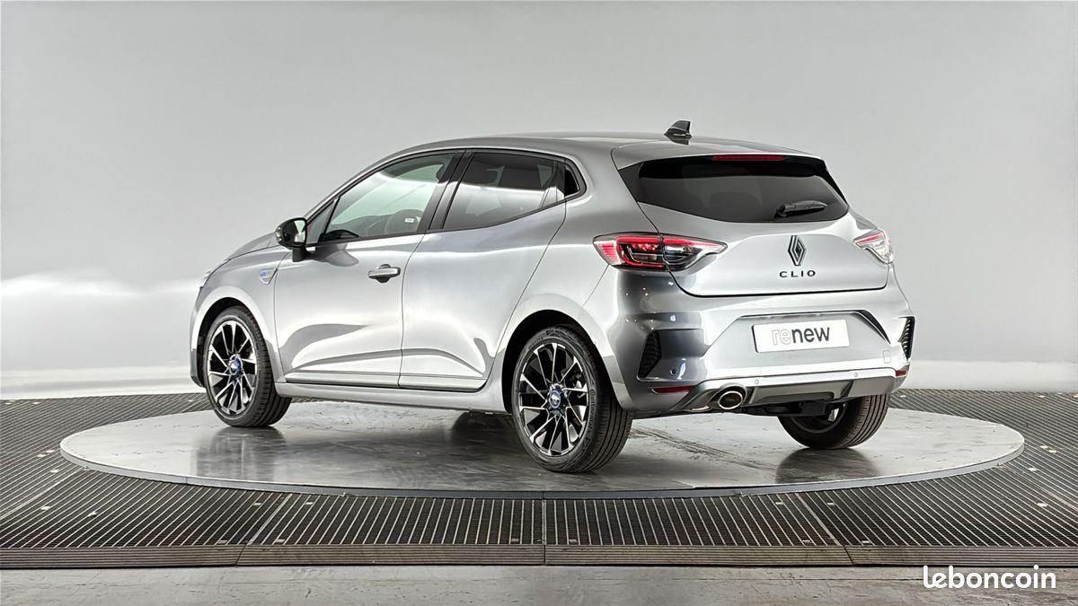 Renault clio tce 90 ch gsr2 esprit alpine (image 8)