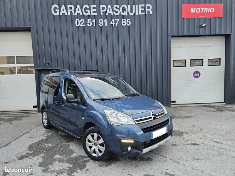 Citroen BERLINGO M PURETECH 110CH S&S SHINE (image 1)