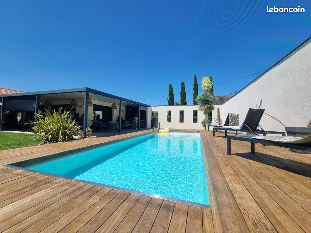 Maison 7 pièces 270 m² · à Le Fauga · 270 m² · 910 000 €