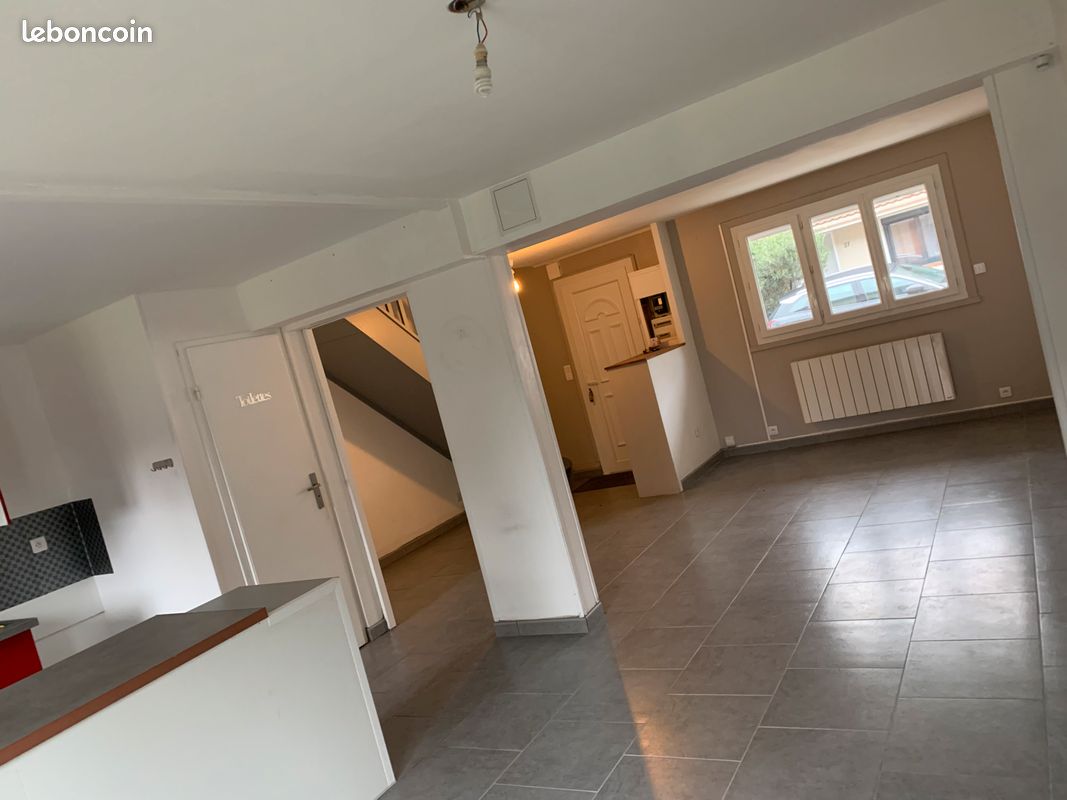 Maison 4 pièces 86 m² · à Saint-Étienne-du-Rouvray · 86 m² · 195 850 €