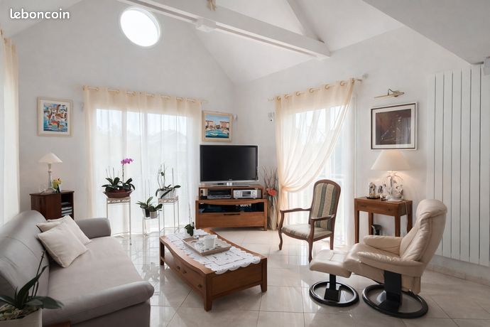 Maison 8 pièces 200 m²
