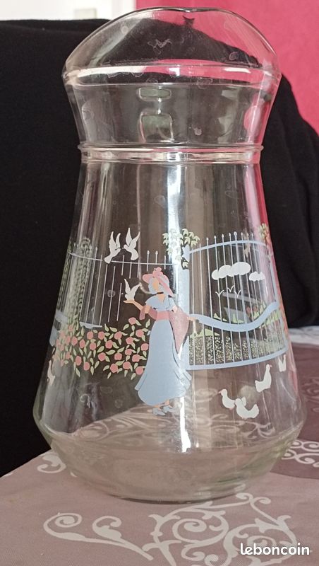 Pichet à eau (image 3)