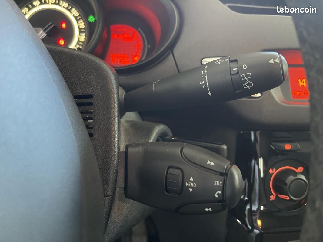 Citroën C3 1.4 HDi 70 CONFORT (image 14)