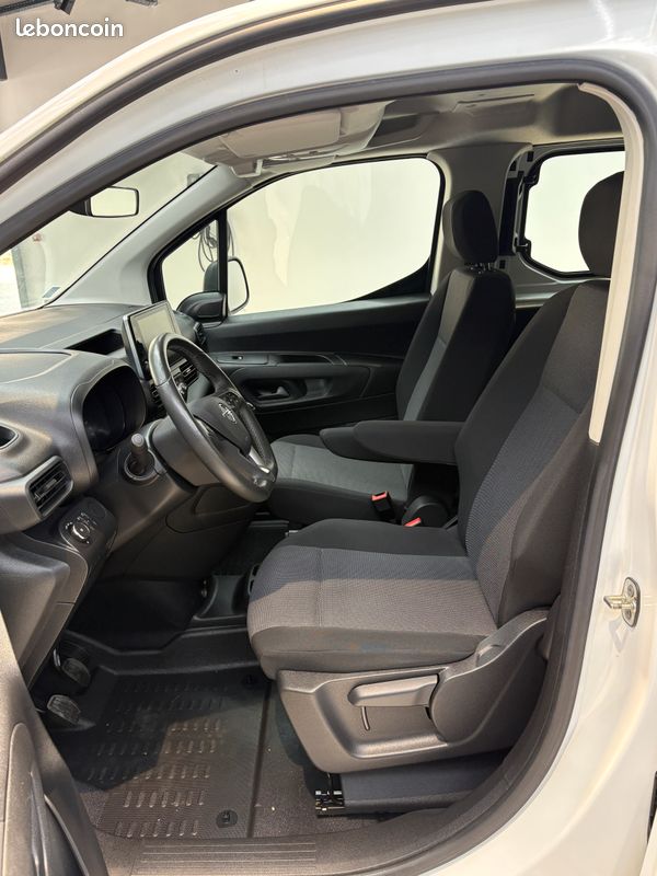 OPEL COMBO Life 1.5TDBlue 5PL UTILITAIRE NEUF CARPLAY 10.383KM (image 9)