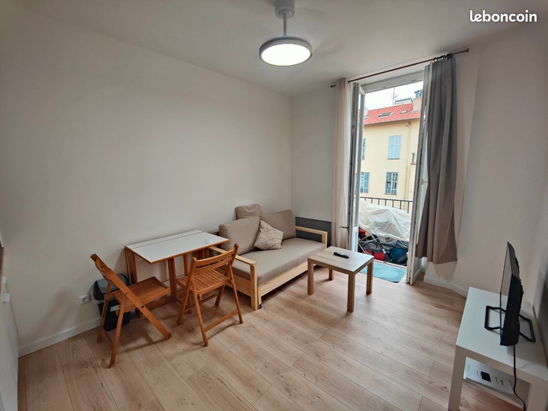 Appartement 1 pièce 21 m² · à Nice · 21 m² · 170 000 €