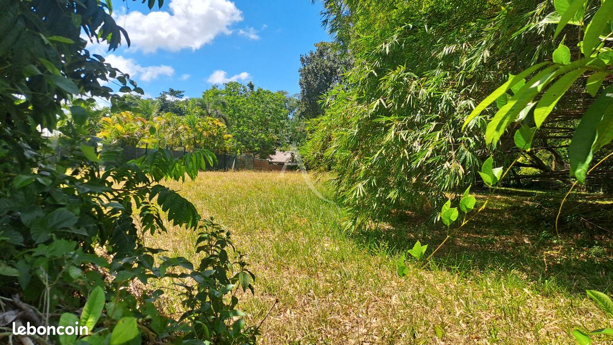 Terrain 4019 m² · à Matoury · 4 019 m² · 399 000 €