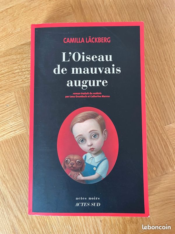 Livre ''L'Oiseau de mauvais augure'', Camilla Läckberg 2006 (image 1)