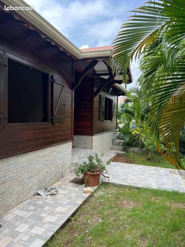 Maison 5 pièces 237 m² · à Le Robert · 237 m² · 472 500 €