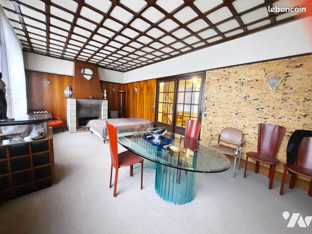 Maison 9 pièces 214 m²