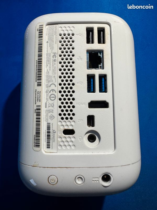 Review del Acer Revo One RL85, un mini PC con poco de «mini