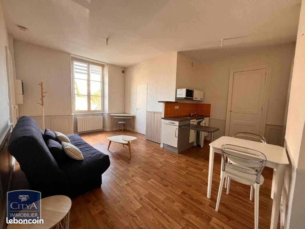 Appartement 1 pièce 26 m² · à Laval · 26 m² · 440 €