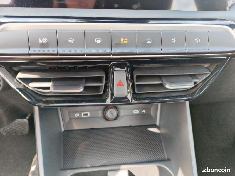 Mg motor MG3 Hybrid+ 195ch Comfort (image 24)