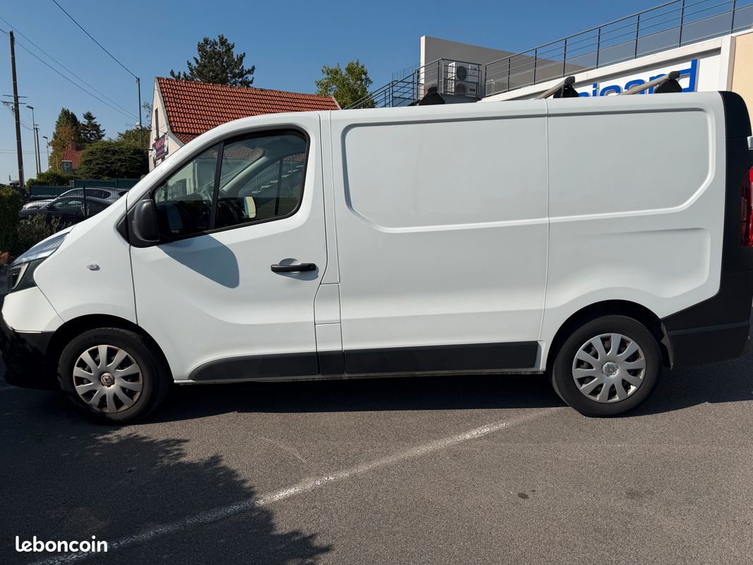 Renault trafic l1h1 dci 120 cv grand confort 12900 ttc 10750 ht (image 5)