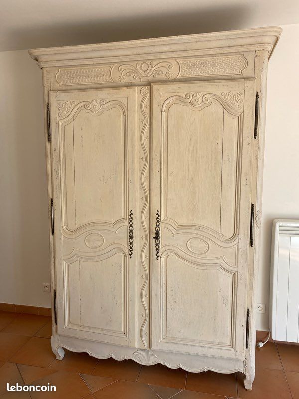 Armoire ancienne patinée blanche (image 1)