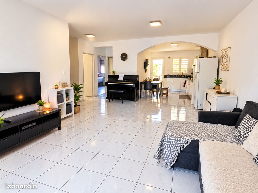 Maison 5 pièces 89 m² · à Saint-André · 89 m² · 1 335 €/mois