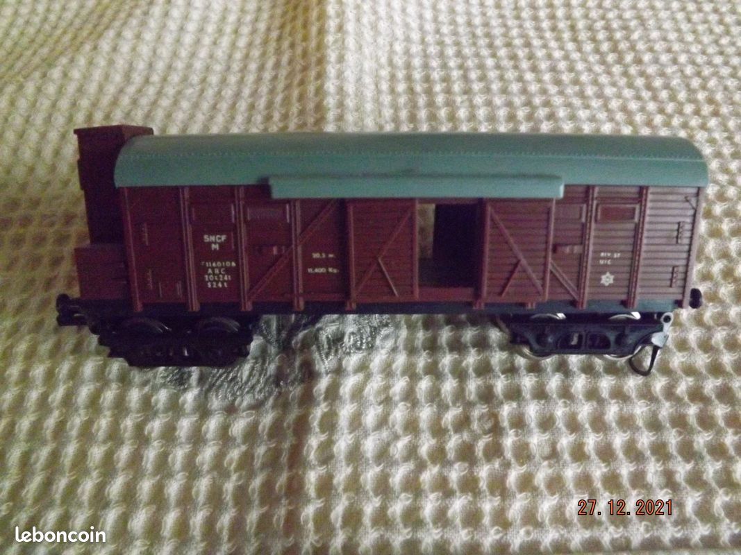 LIMA wagon marchandises réf 3105 HO (image 1)