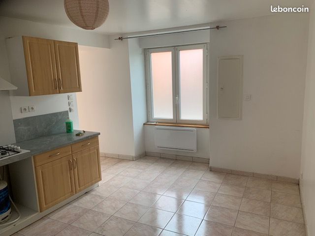 Appartement 2 pièces 55 m² · à Réquista · 55 m² · 370 €/mois