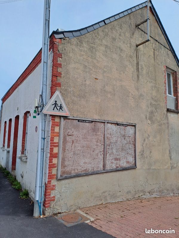 Maison 5 pièces 100 m² · à Renazé · 100 m² · 80 000 €