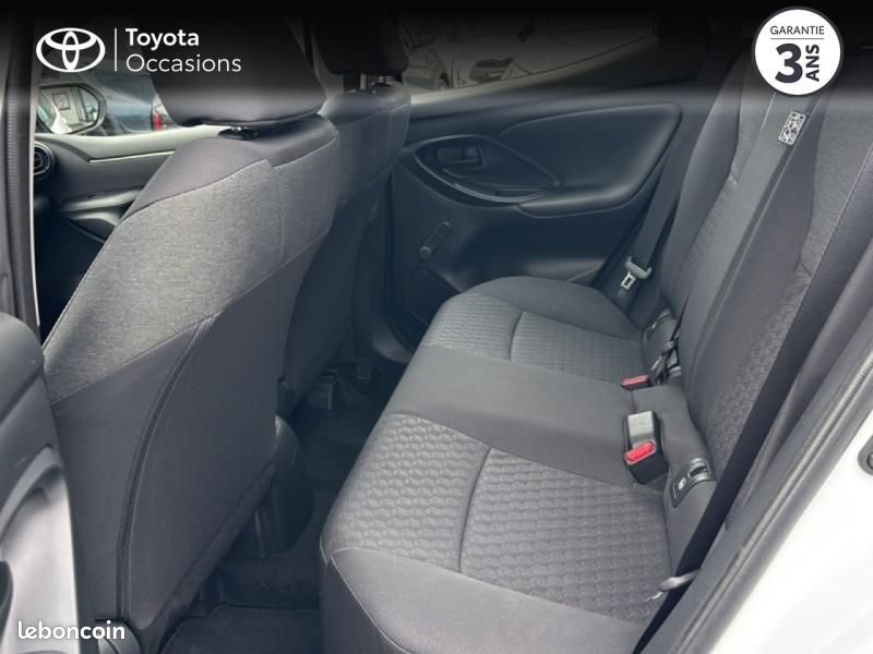 Toyota Yaris 120 VVT-i Dynamic 5p MY22 (image 12)