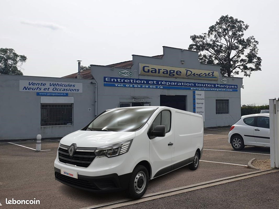Renault Trafic Van L2H1 Advance 3T Blue dCI 130 - Leasing (image 1)