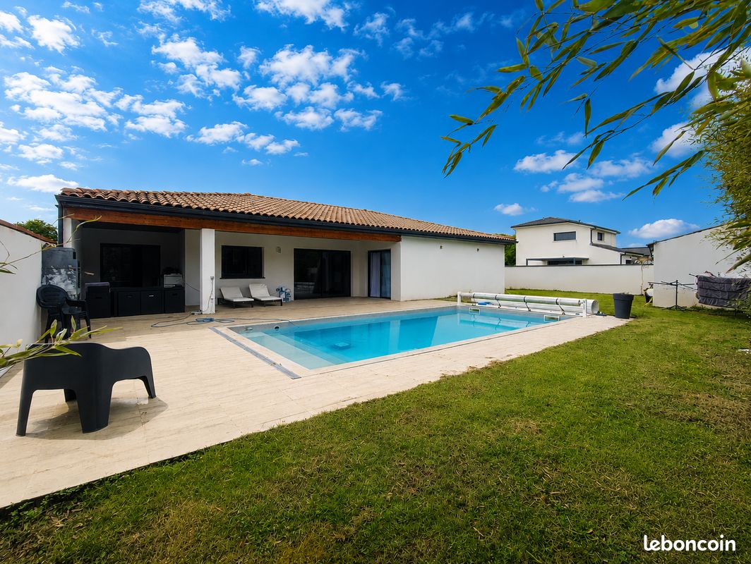 Maison 5 pièces 122 m² · à Labastidette · 122 m² · 416 000 €